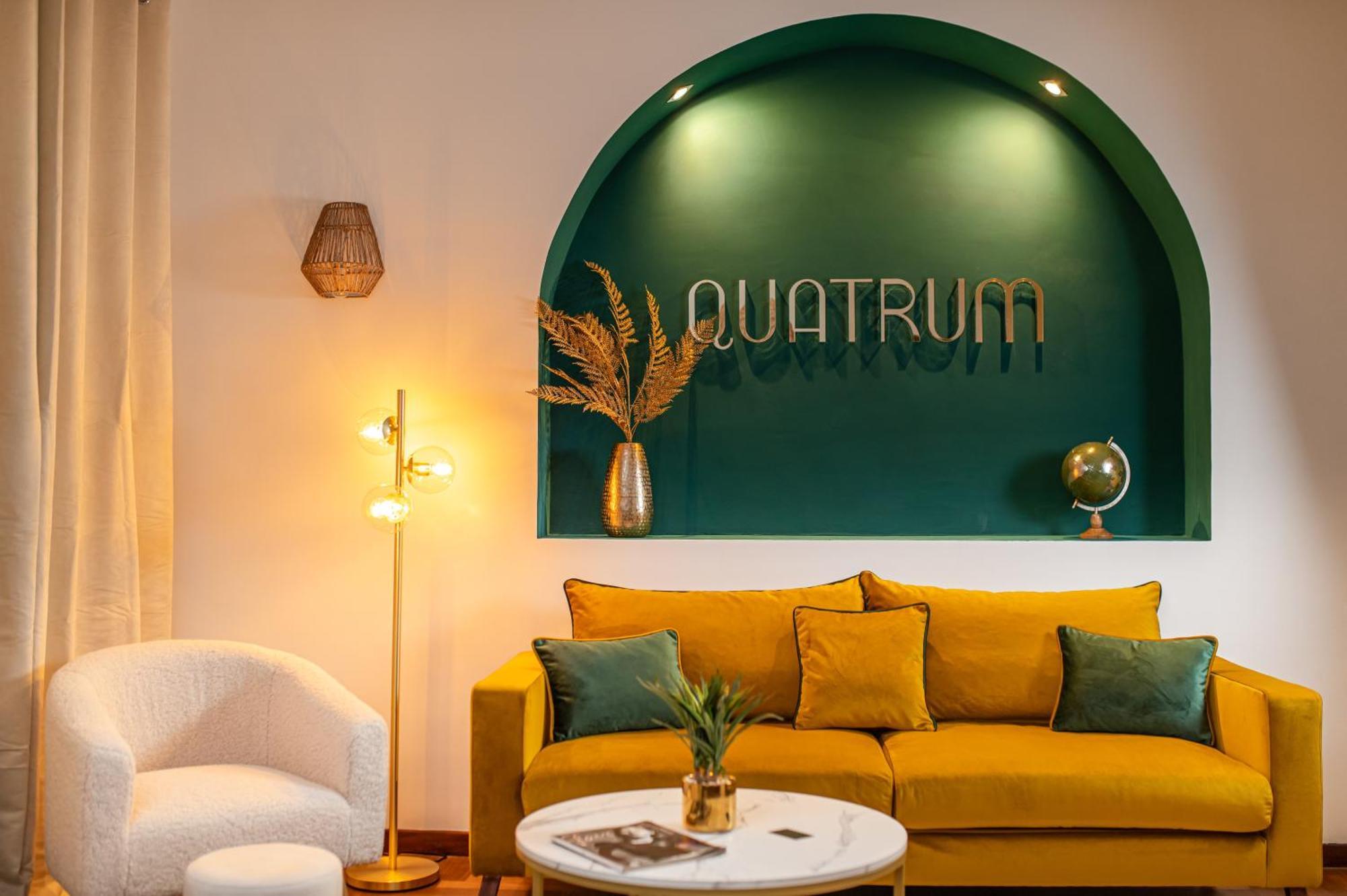 Quatrum Apartment Naples Exterior photo