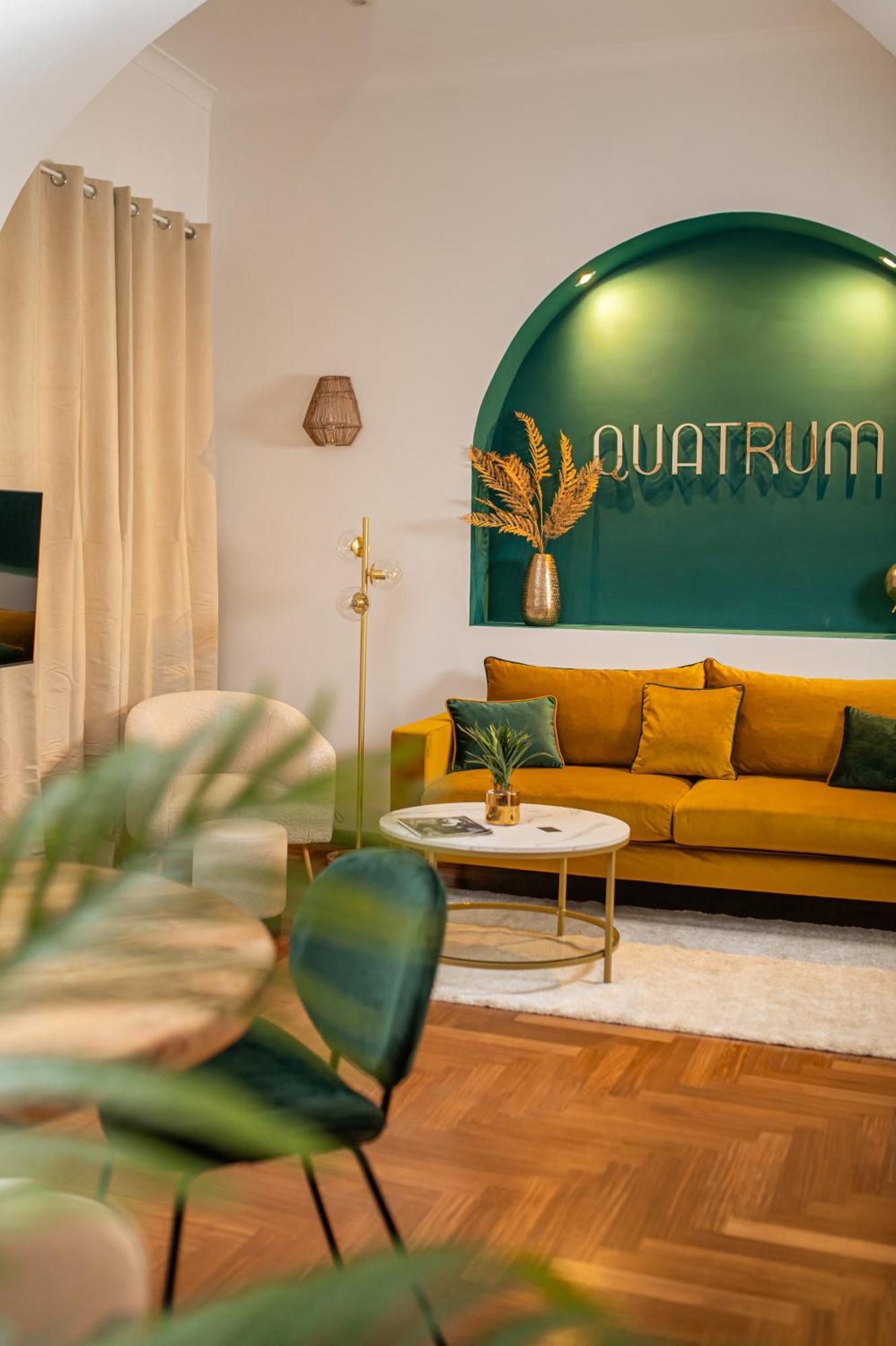 Quatrum Apartment Naples Exterior photo